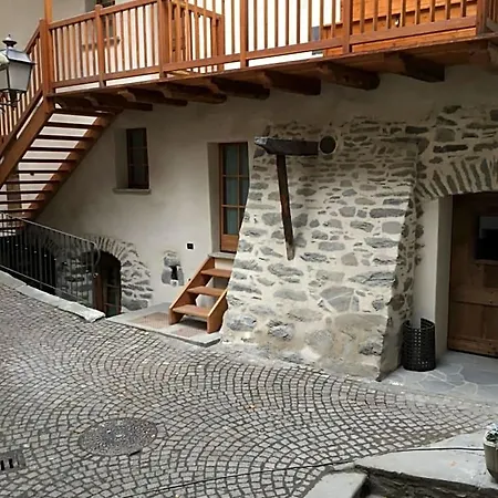 La Boule De Neige Bed & Breakfast