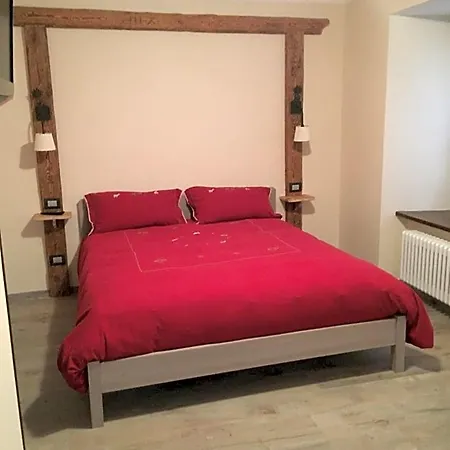 La Boule De Neige Bed & Breakfast