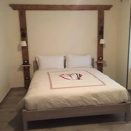 La Boule De Neige Bed and Breakfast