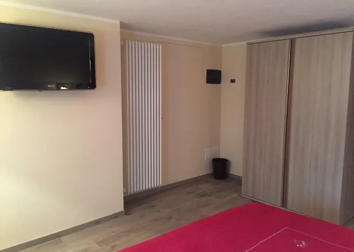 La Boule De Neige Bed & Breakfast 3*